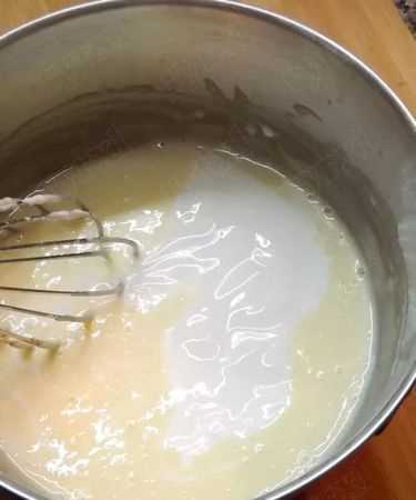 沒開封的淡奶油過期了沒開封的淡奶油過期了一直放冰箱里冷藏還能用