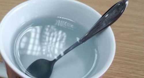 白醋和水泥會(huì)產(chǎn)生什么反應(yīng)