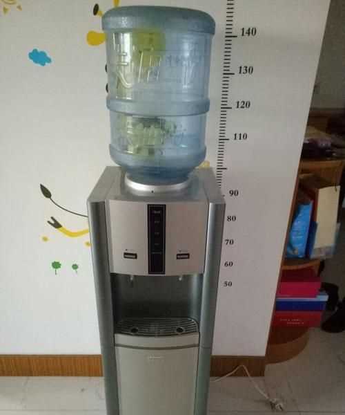 飲水機(jī)的桶裝水放多久就不能喝了