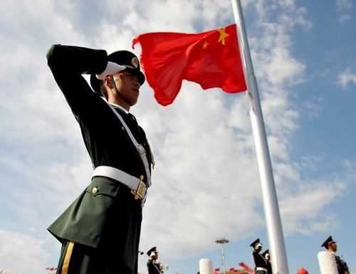 天安門幾點(diǎn)升國旗 北京每天早上幾點(diǎn)升旗