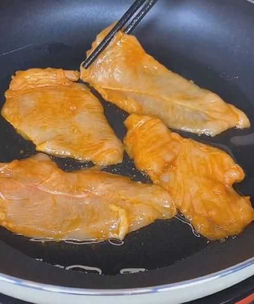 鮮雞胸肉放在冰箱冷凍，最多能放多長時間