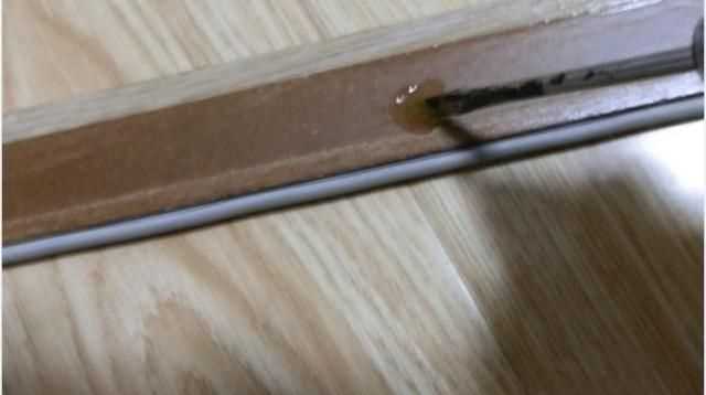 門框條掉了用什么膠粘，櫥柜的門框掉了，是用膠粘的，用的什么膠呀這？圖6