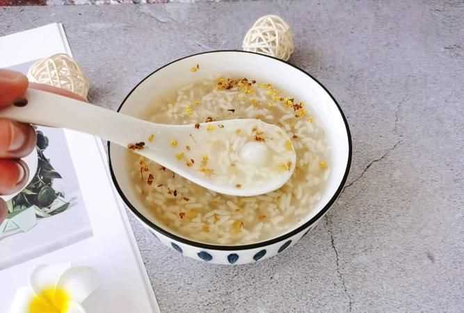 酒釀?dòng)衩仔A子的做法步驟圖，怎么做好吃