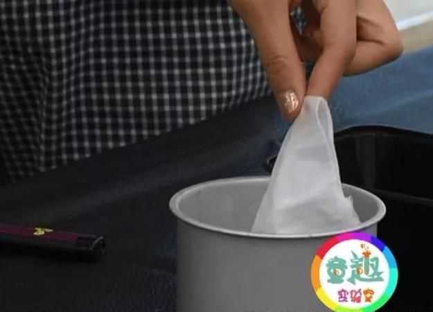 火燒手絹的原理是什么簡單點