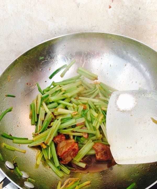 西芹炒多久才算熟,西芹煮多長時(shí)間能熟圖11