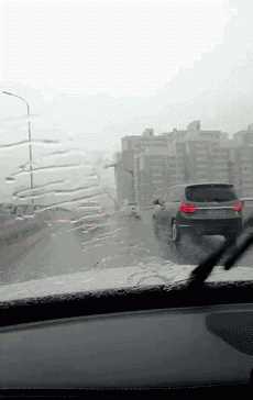 大雨開高速好開嗎