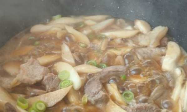 雞腿菇怎么做好吃,杏鮑菇怎么炒好吃又簡(jiǎn)單的做法圖6