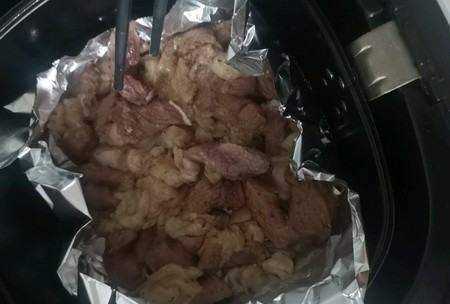 空氣炸鍋怎么烤羊肉,用空氣炸鍋烤羊肉串需要多長(zhǎng)時(shí)間多少溫度圖11