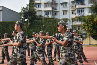 大學(xué)生軍訓(xùn)安全知識