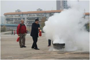 消防安全知識(shí)及消防器材演練