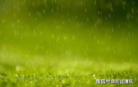 關(guān)于流水與離愁的詩句