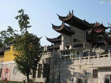 關(guān)于南京雞鳴寺的詩句