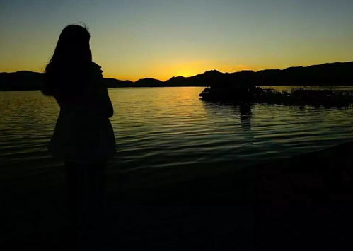 以夕陽(yáng)西下開頭的作文