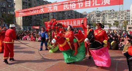 寫元宵節(jié)風俗的作文開頭