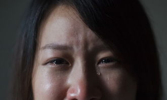 面對(duì)我流淚了作文開頭