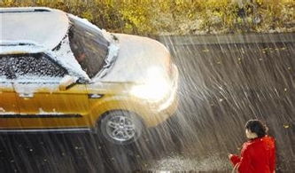 大雪天氣行車(chē)注意事項(xiàng),大雪天氣車(chē)輛注意事項(xiàng),下大雪開(kāi)車(chē)注意事項(xiàng)