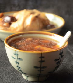 牛肝菌食用注意事項(xiàng),火鍋牛肝菌注意事項(xiàng),新鮮牛肝菌燉湯注意事項(xiàng)