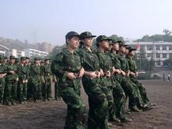 軍訓(xùn)的注意事項(xiàng),高中軍訓(xùn)注意事項(xiàng),大學(xué)新生軍訓(xùn)注意事項(xiàng)