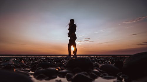 玄幻開局被挖至尊骨小說主角洛青無錯(cuò)版閱讀