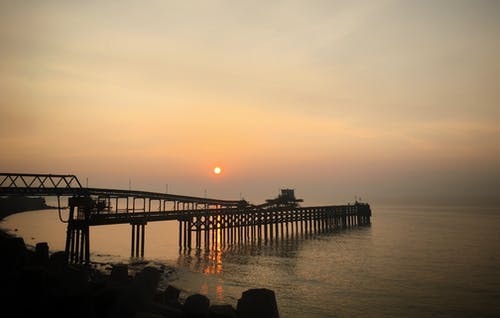 都市首席風(fēng)云小說琥珀盛驊無(wú)刪減閱讀